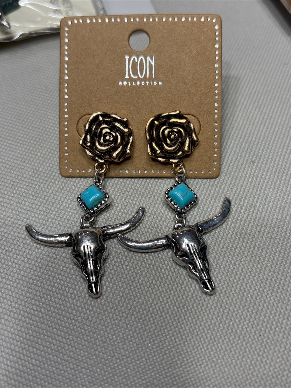 Earrings - Women's Accessories